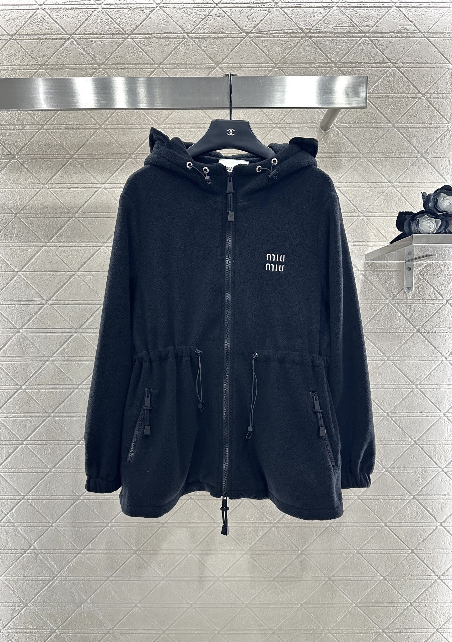 Miu 25fw leisure hoodie