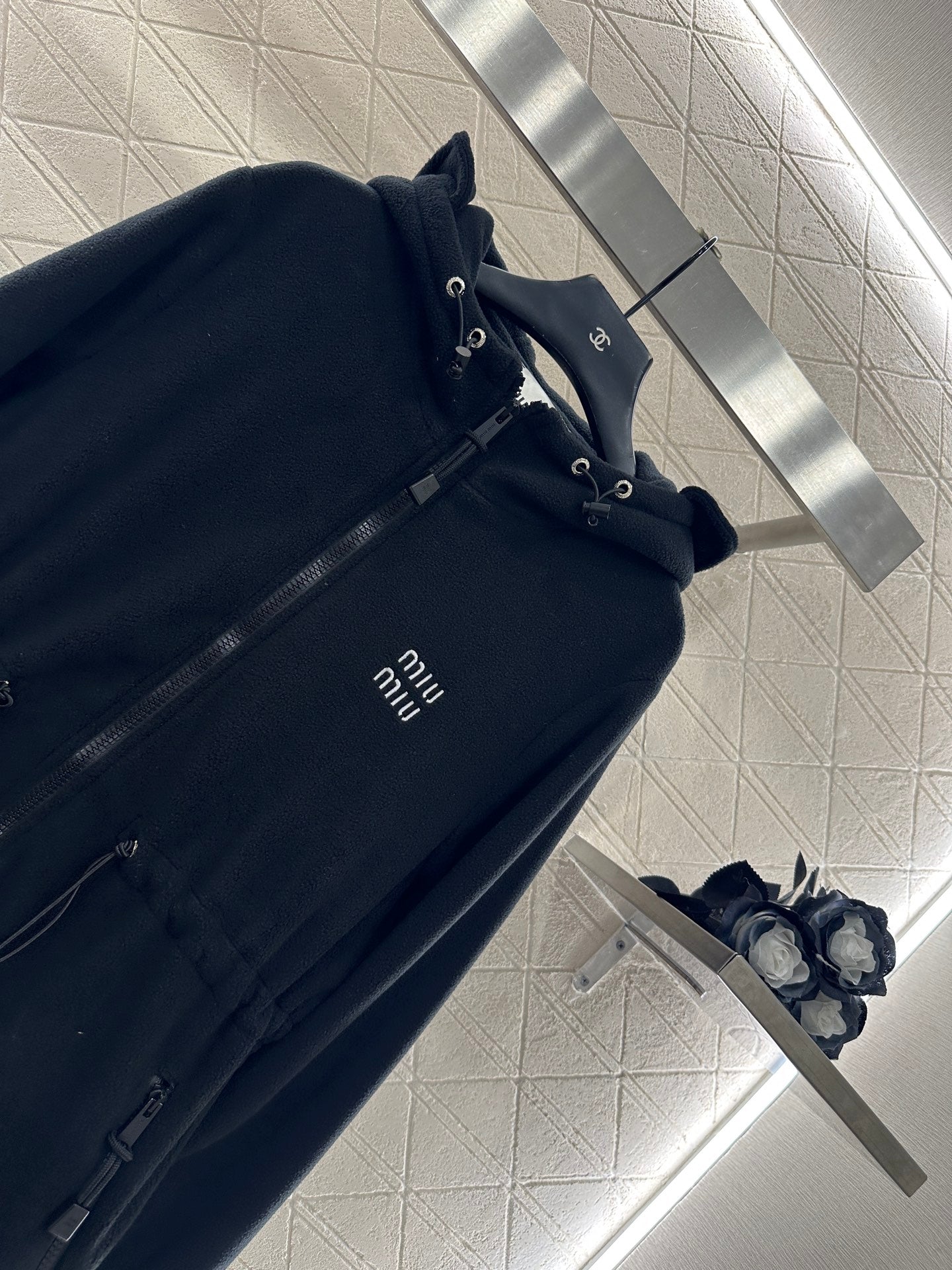 Miu 25fw leisure hoodie