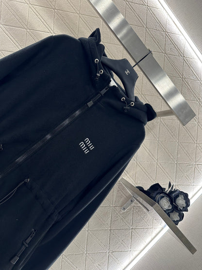 Miu 25fw leisure hoodie