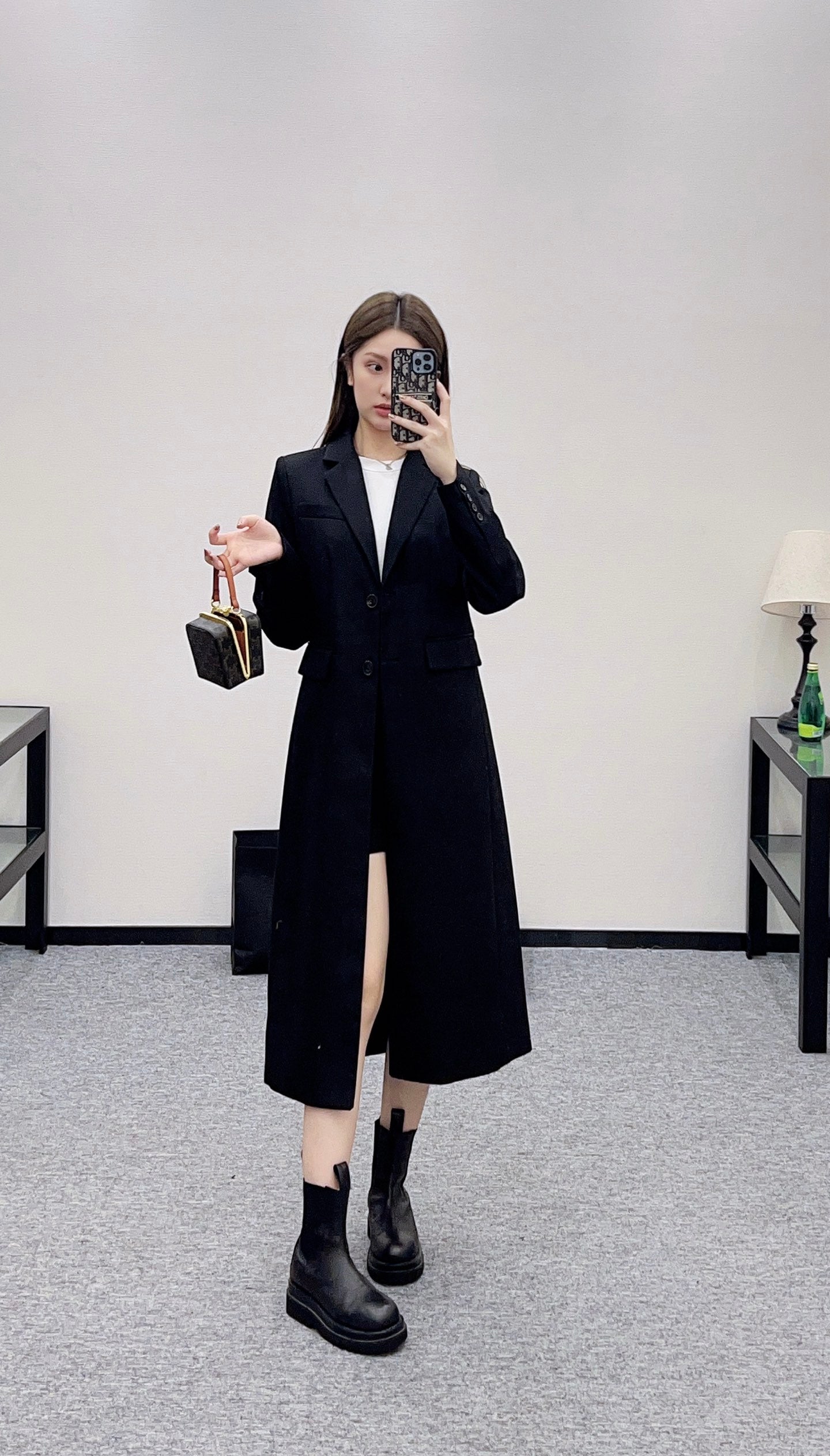 Guc 25fw trench coat