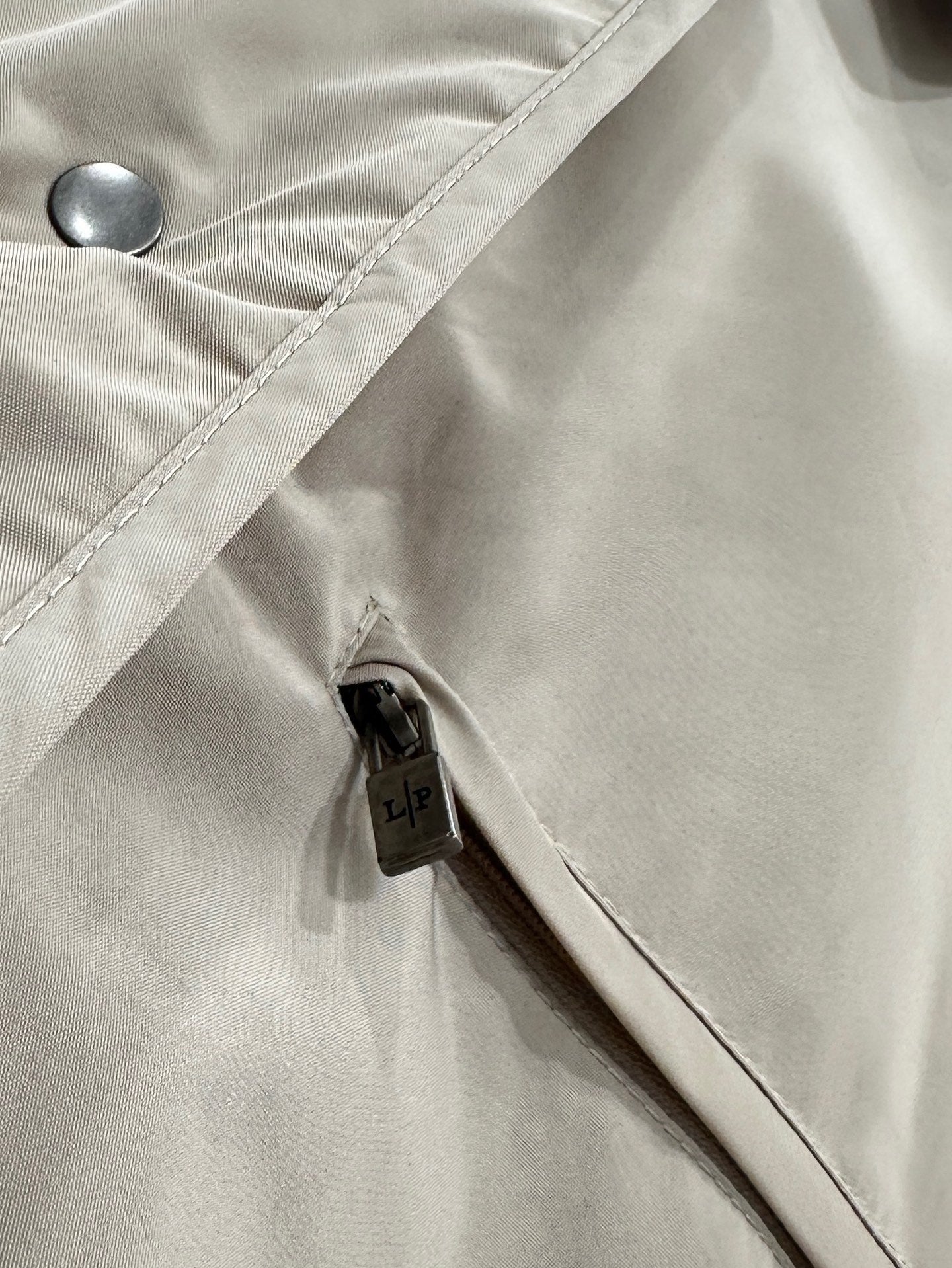 Loro 25fw reversible jacket