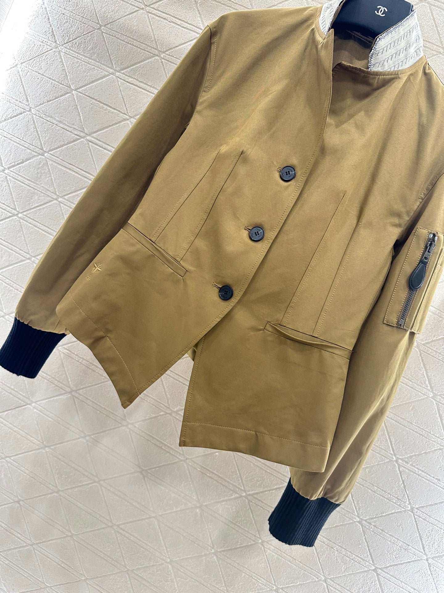CD 25fw all-match jacket