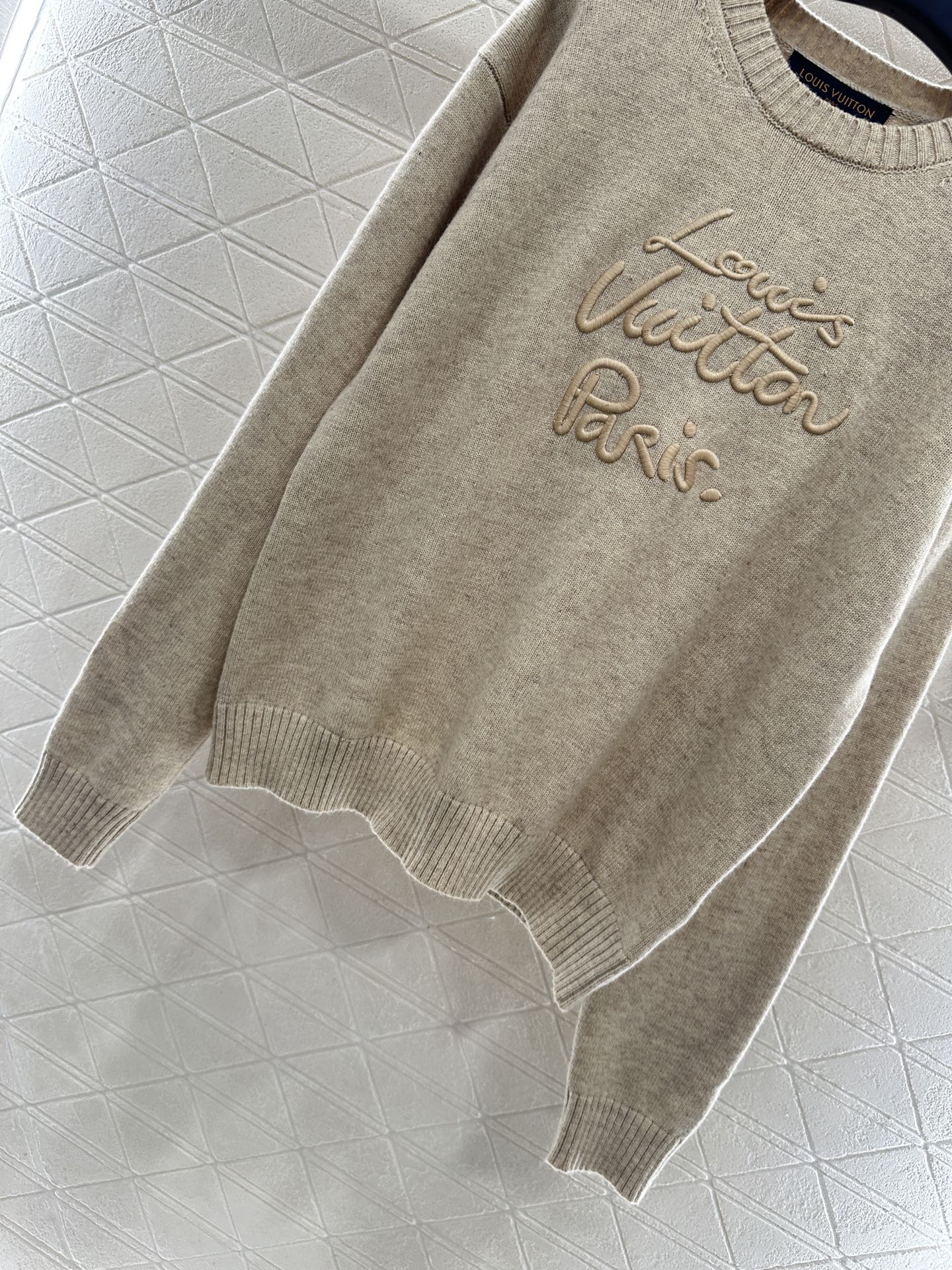 Louis 25fw embroidered sweter