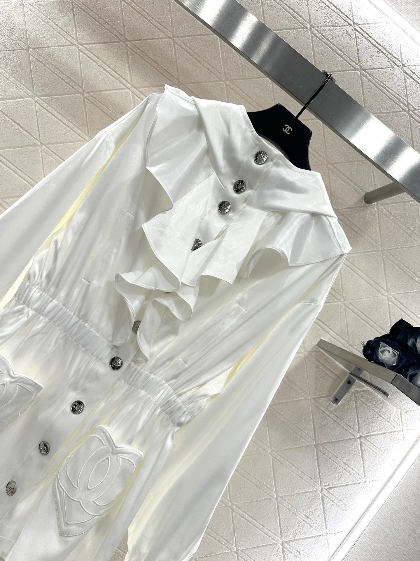 Chan 25fw trench coat