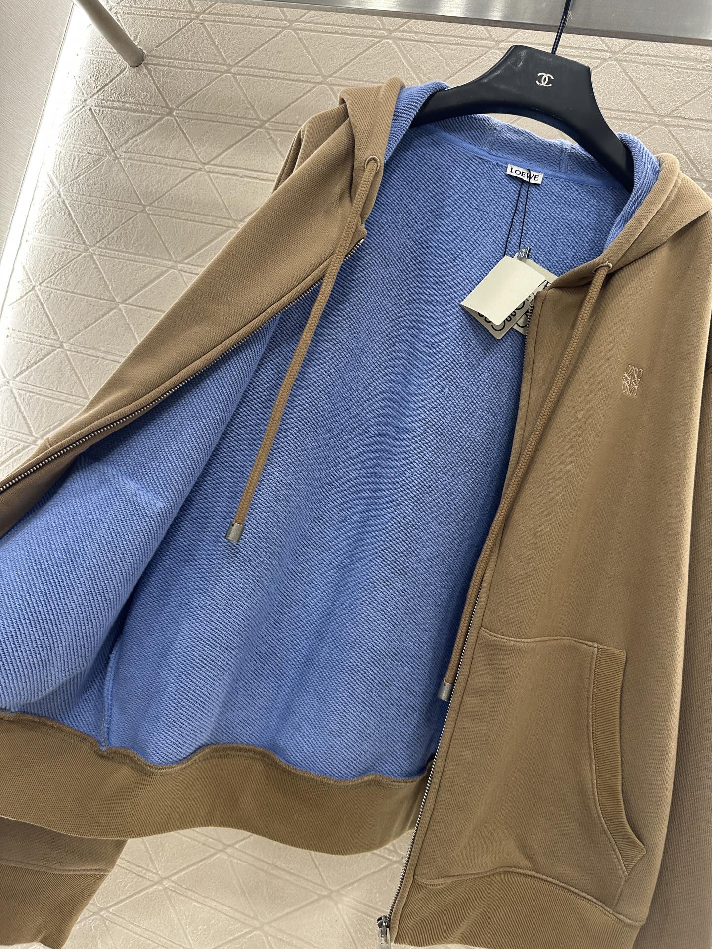 Loe 25fw leisure hoodie