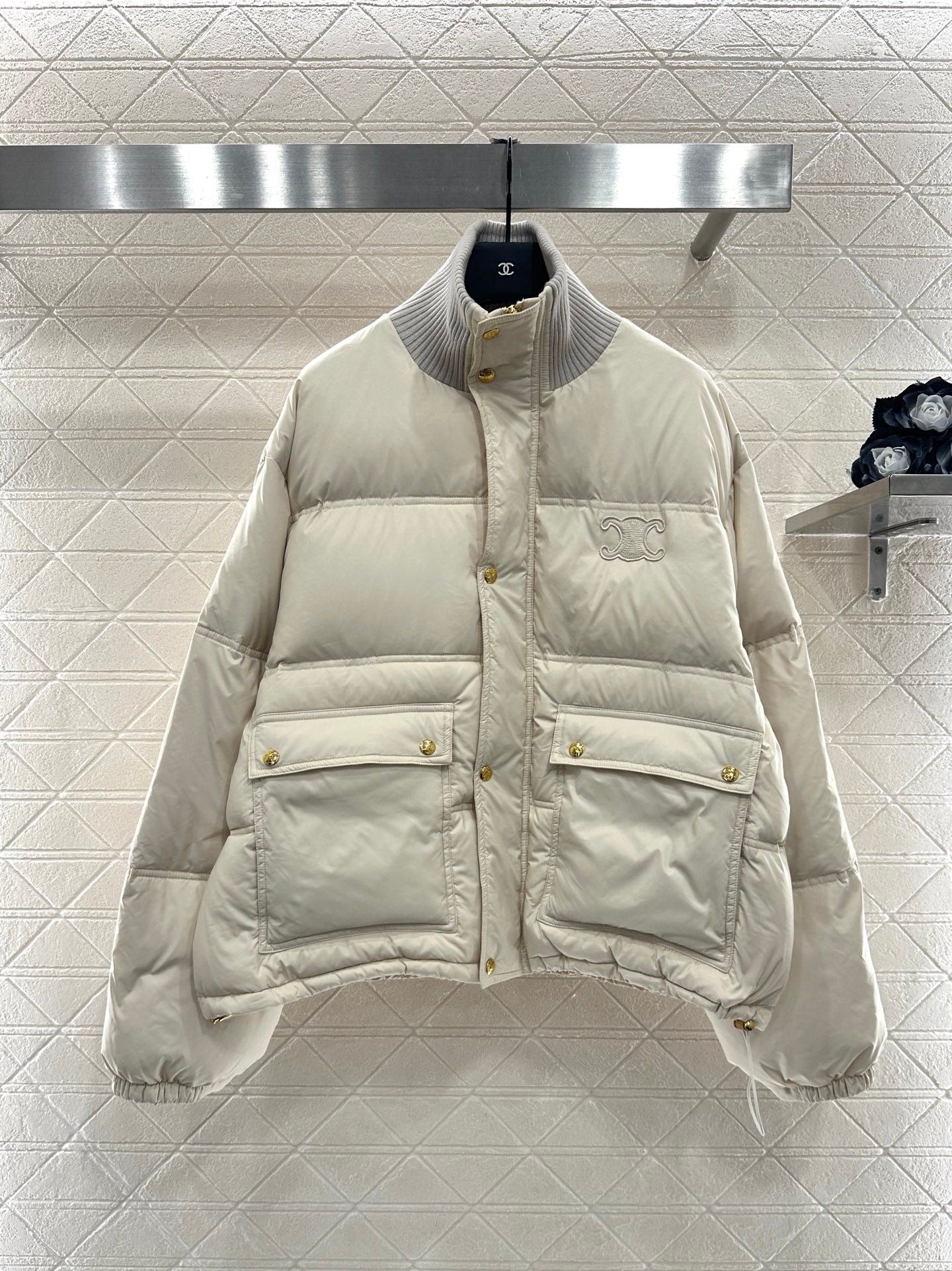 Cel 25fw down jacket