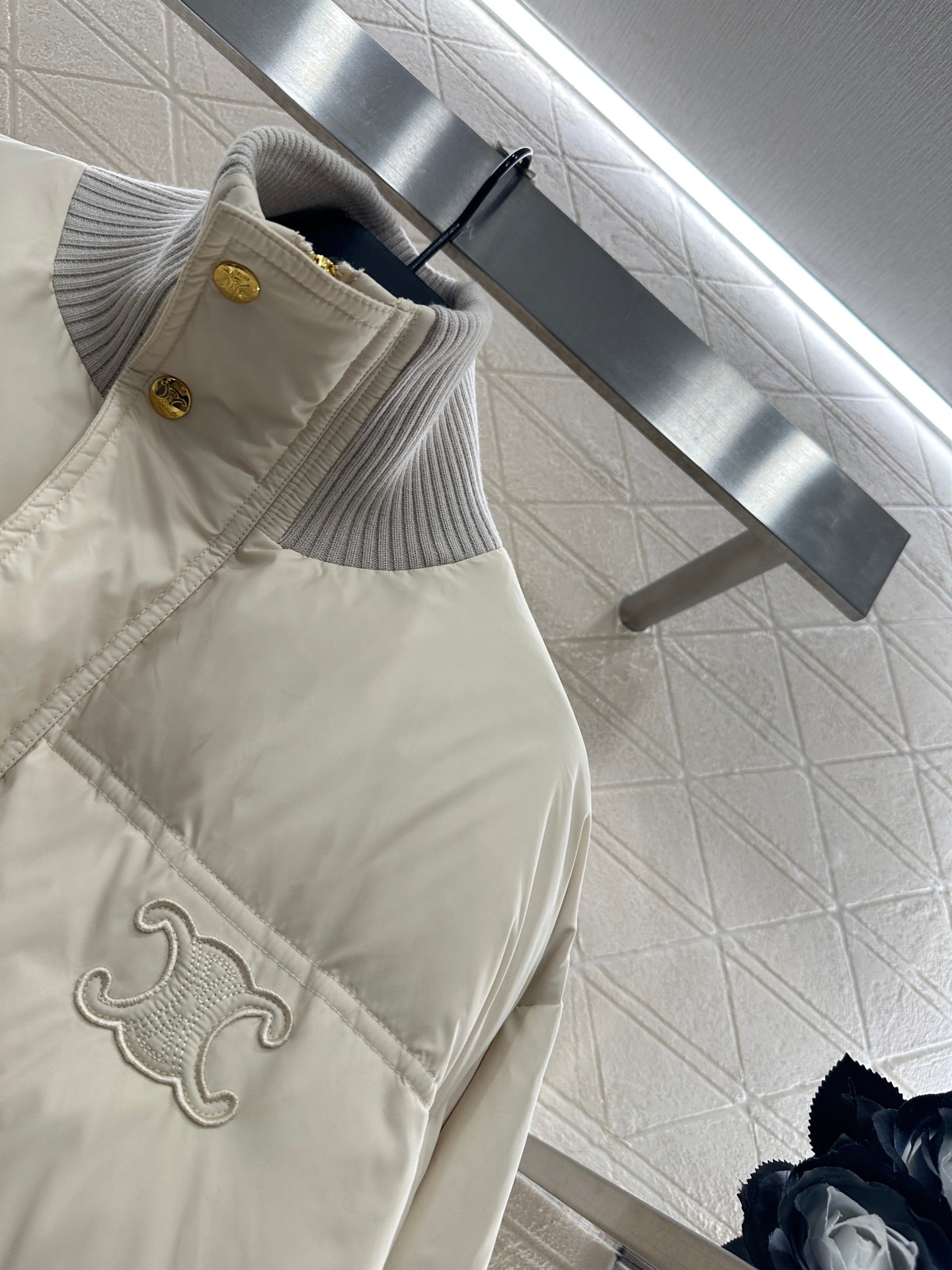 Cel 25fw down jacket