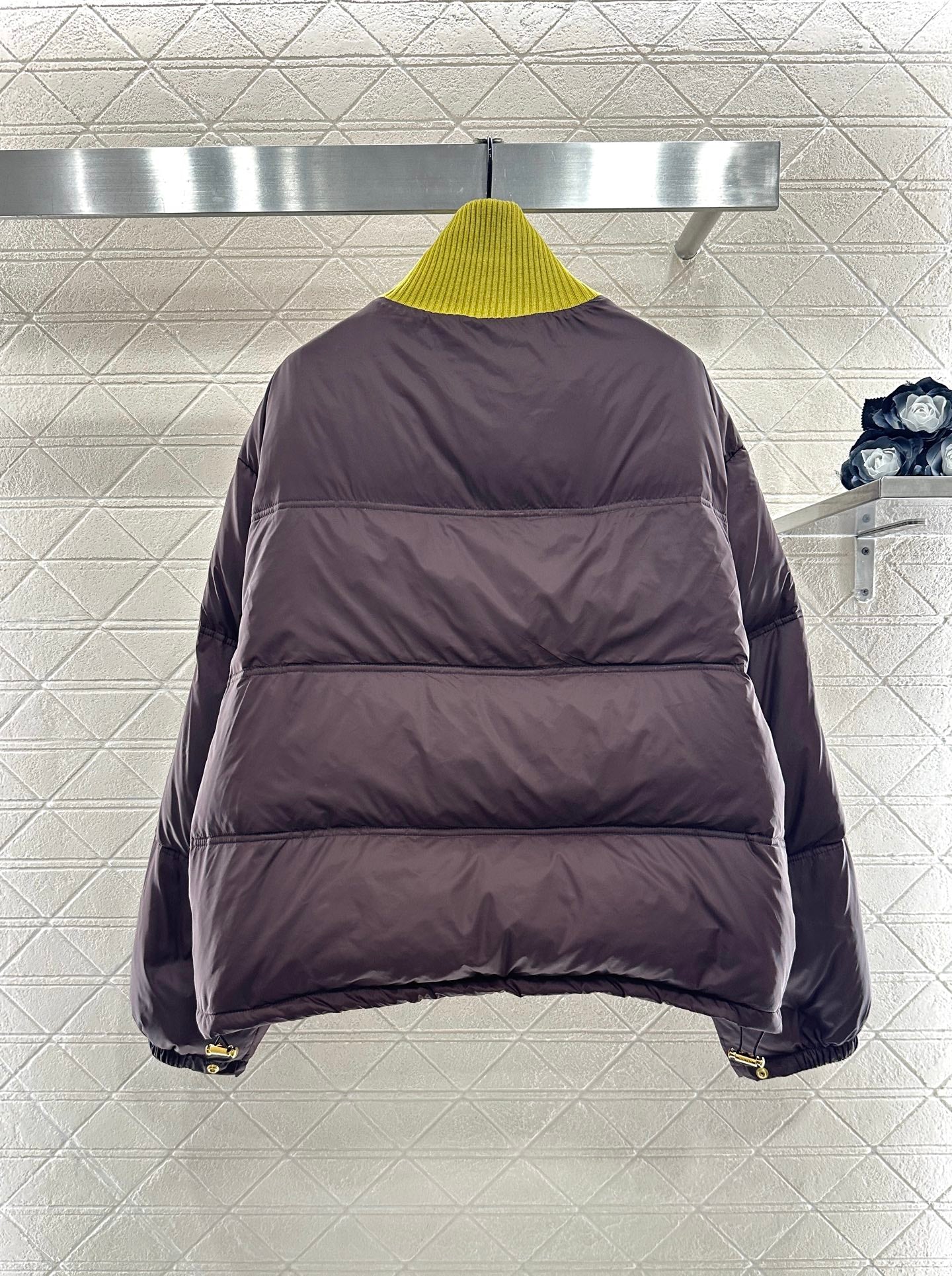 Cel 25fw down jacket