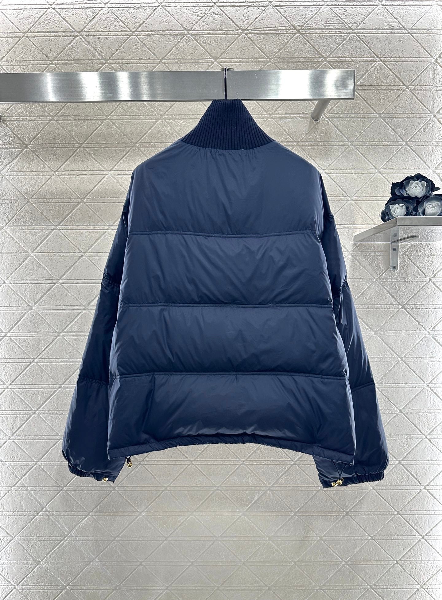 Cel 25fw down jacket