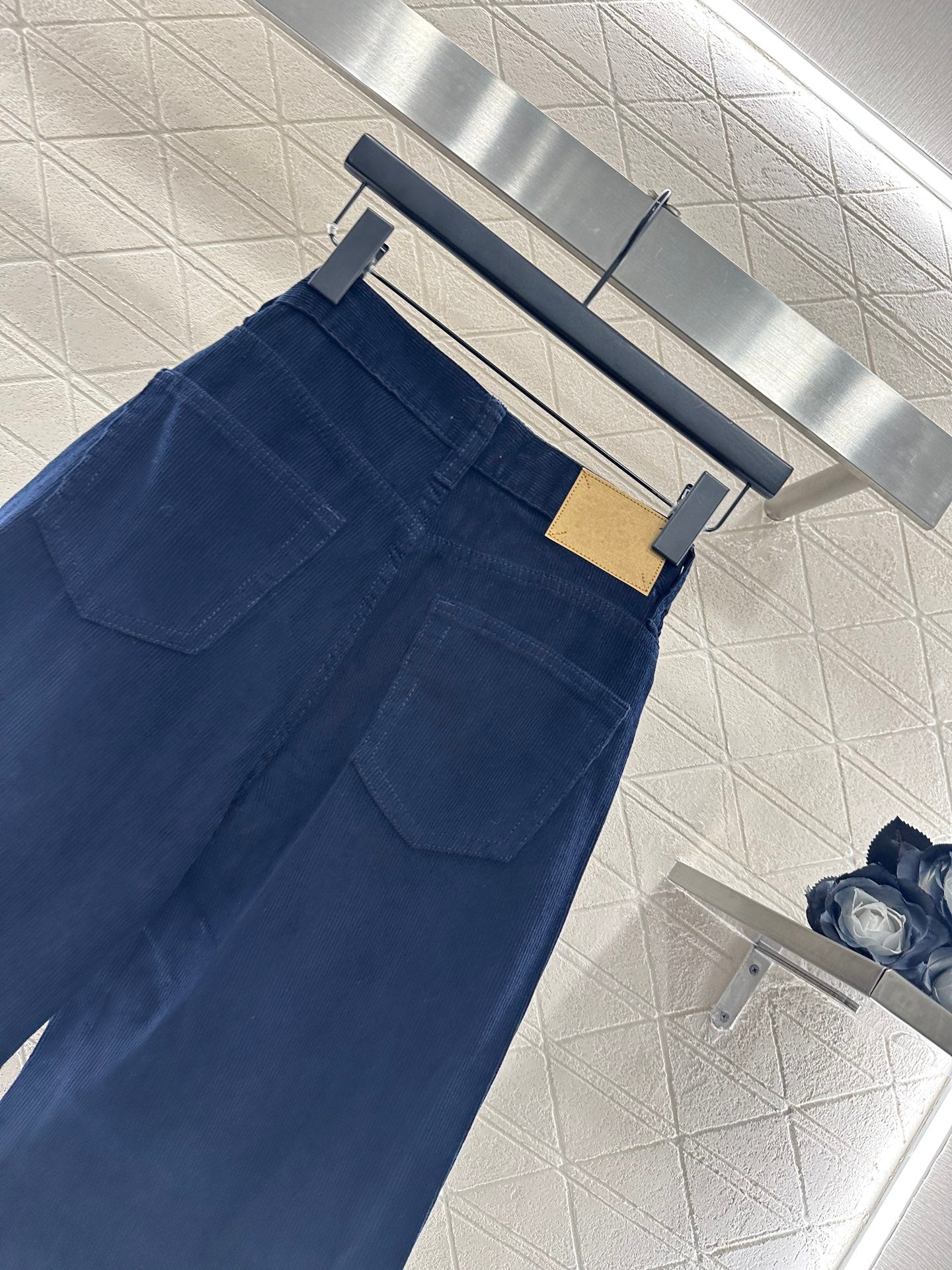 Cel 25fw all-match pants