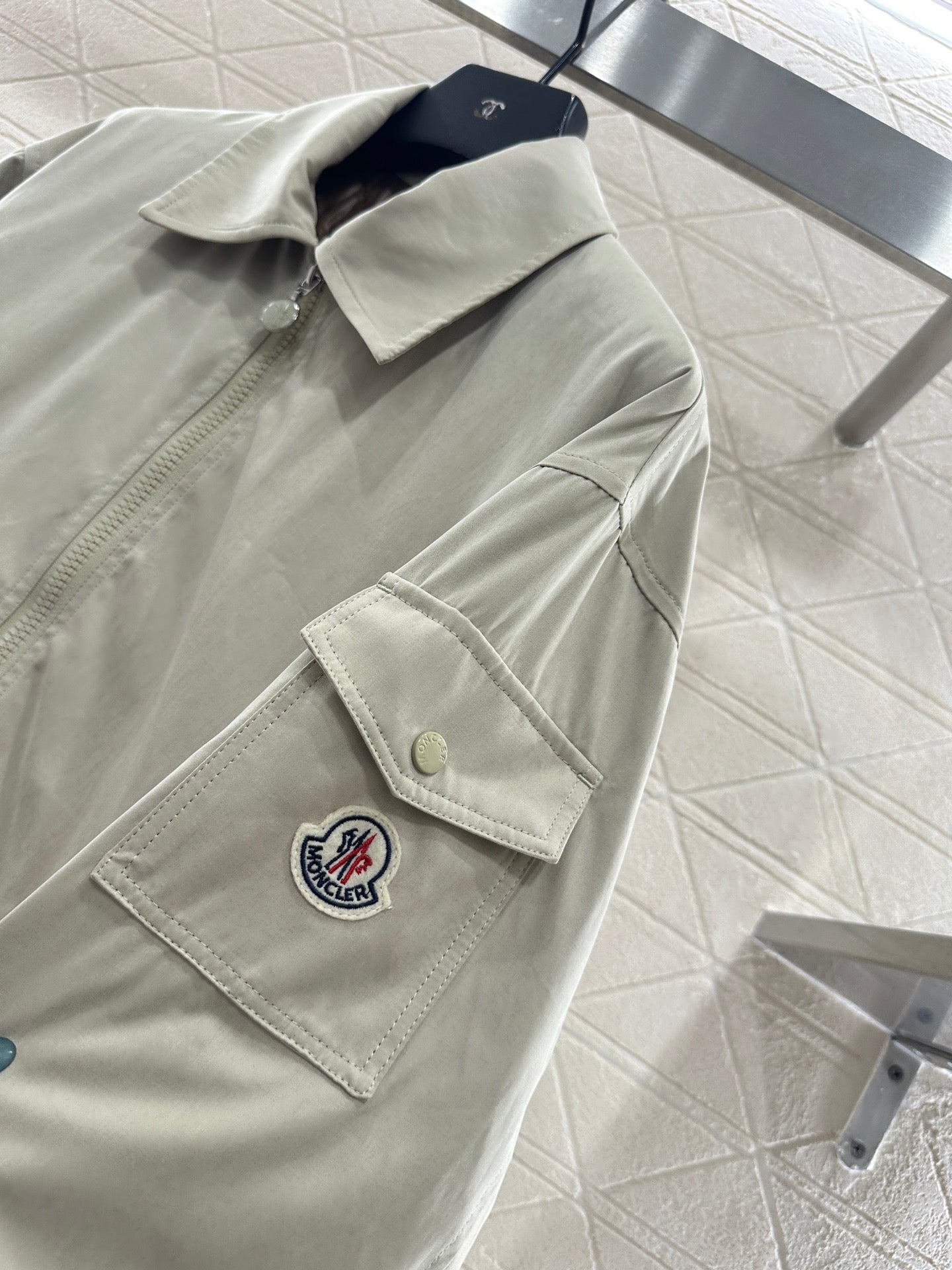 Mon 25fw retro jacket