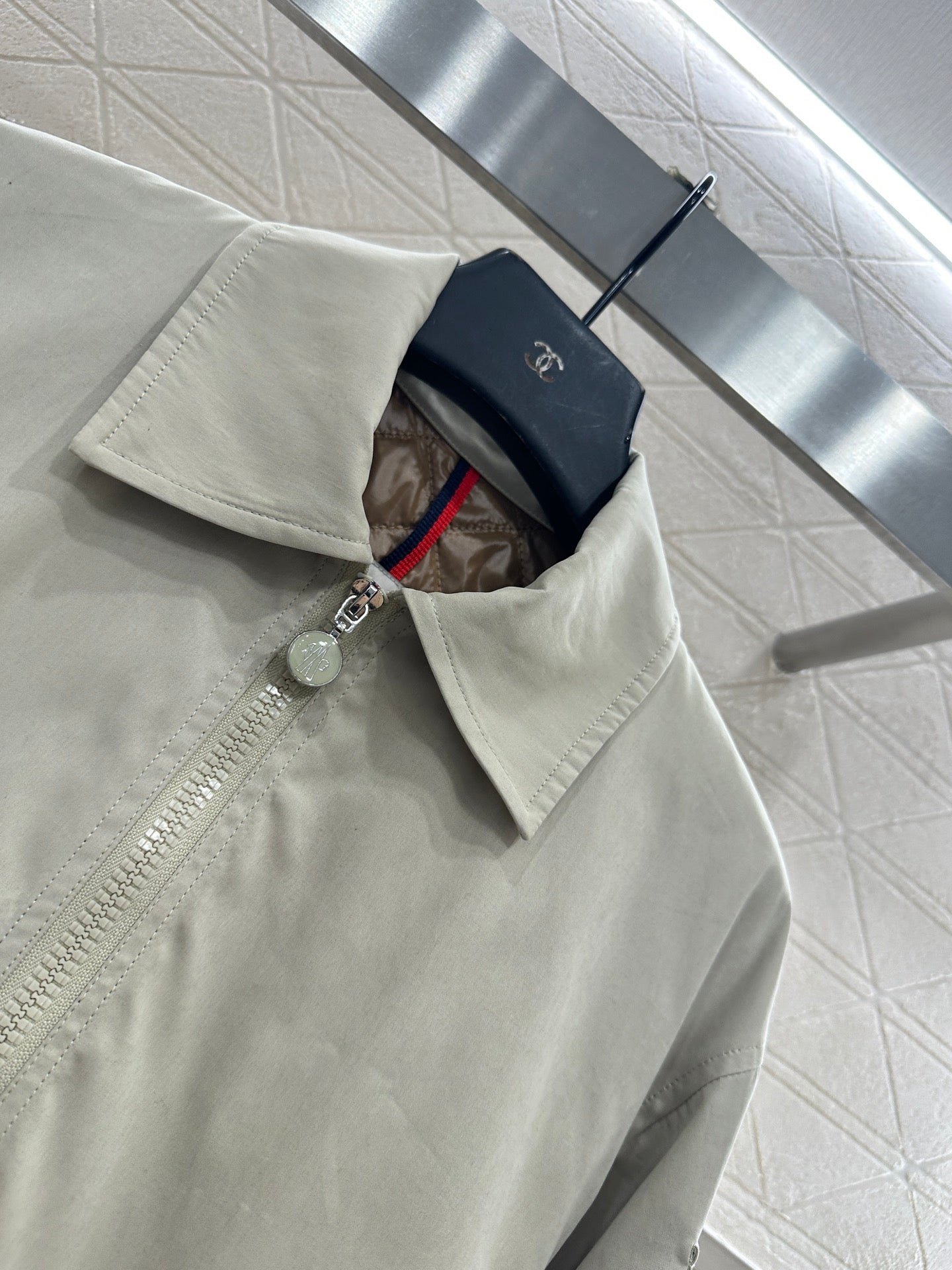 Mon 25fw retro jacket