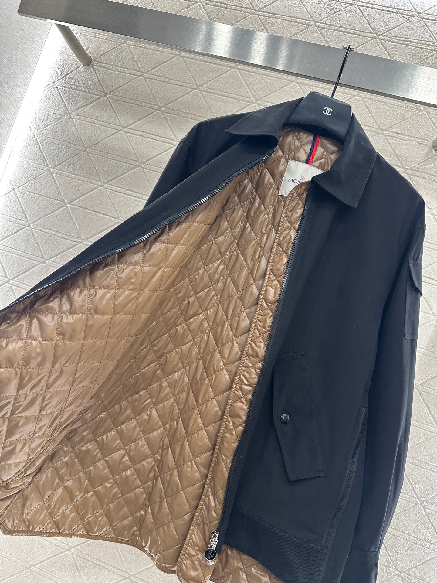 Mon 25fw retro jacket