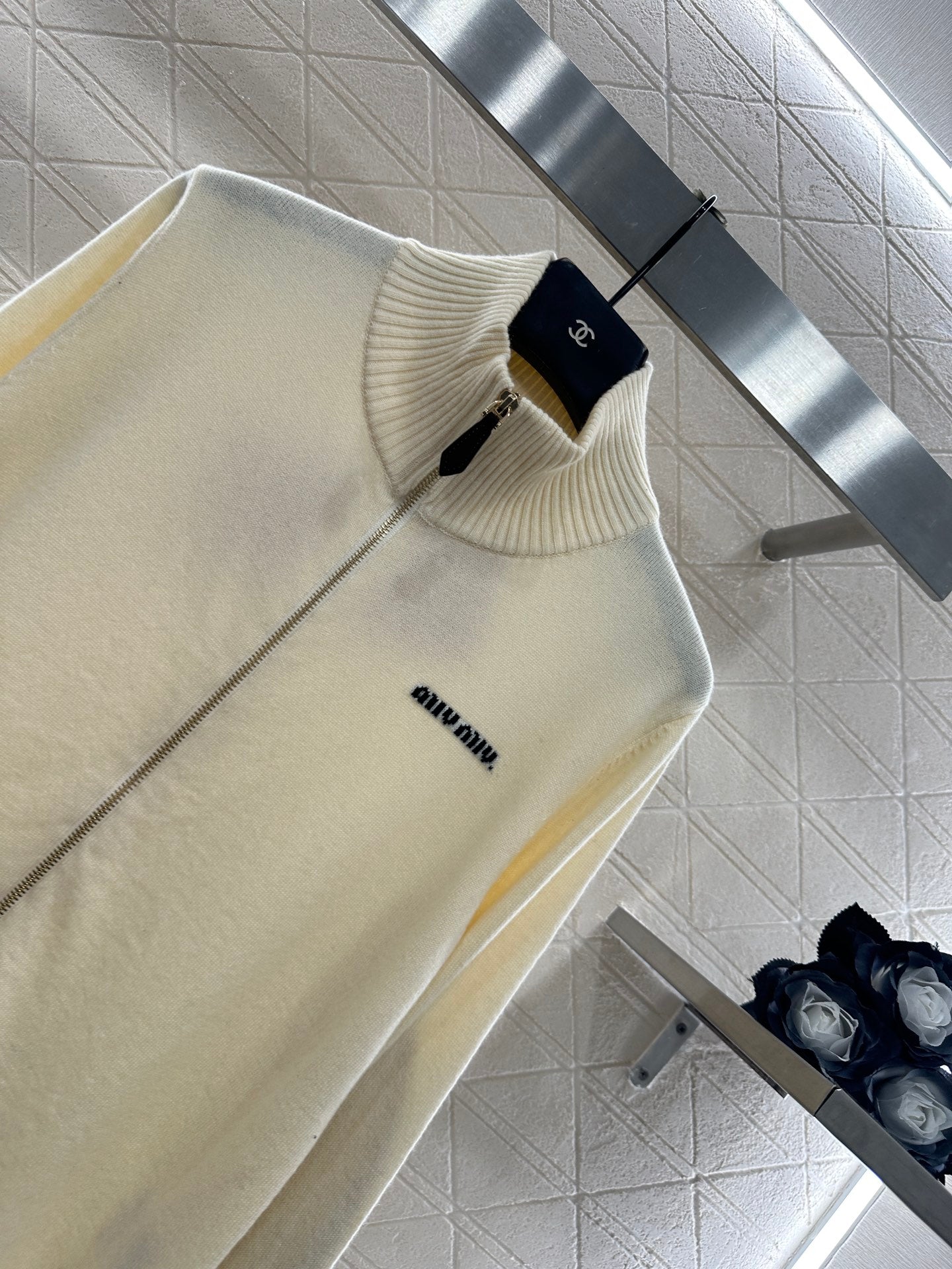 Miu 25fw knitted cardigan