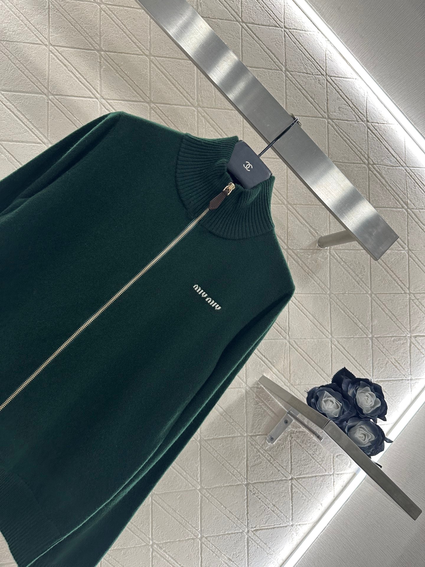 Miu 25fw knitted cardigan