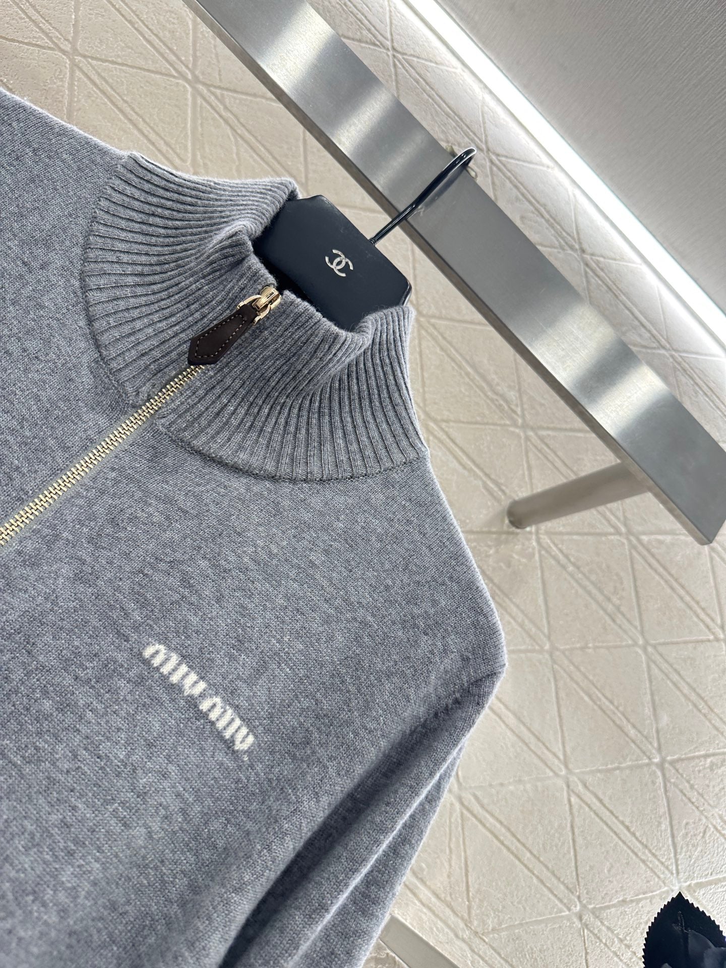 Miu 25fw knitted cardigan