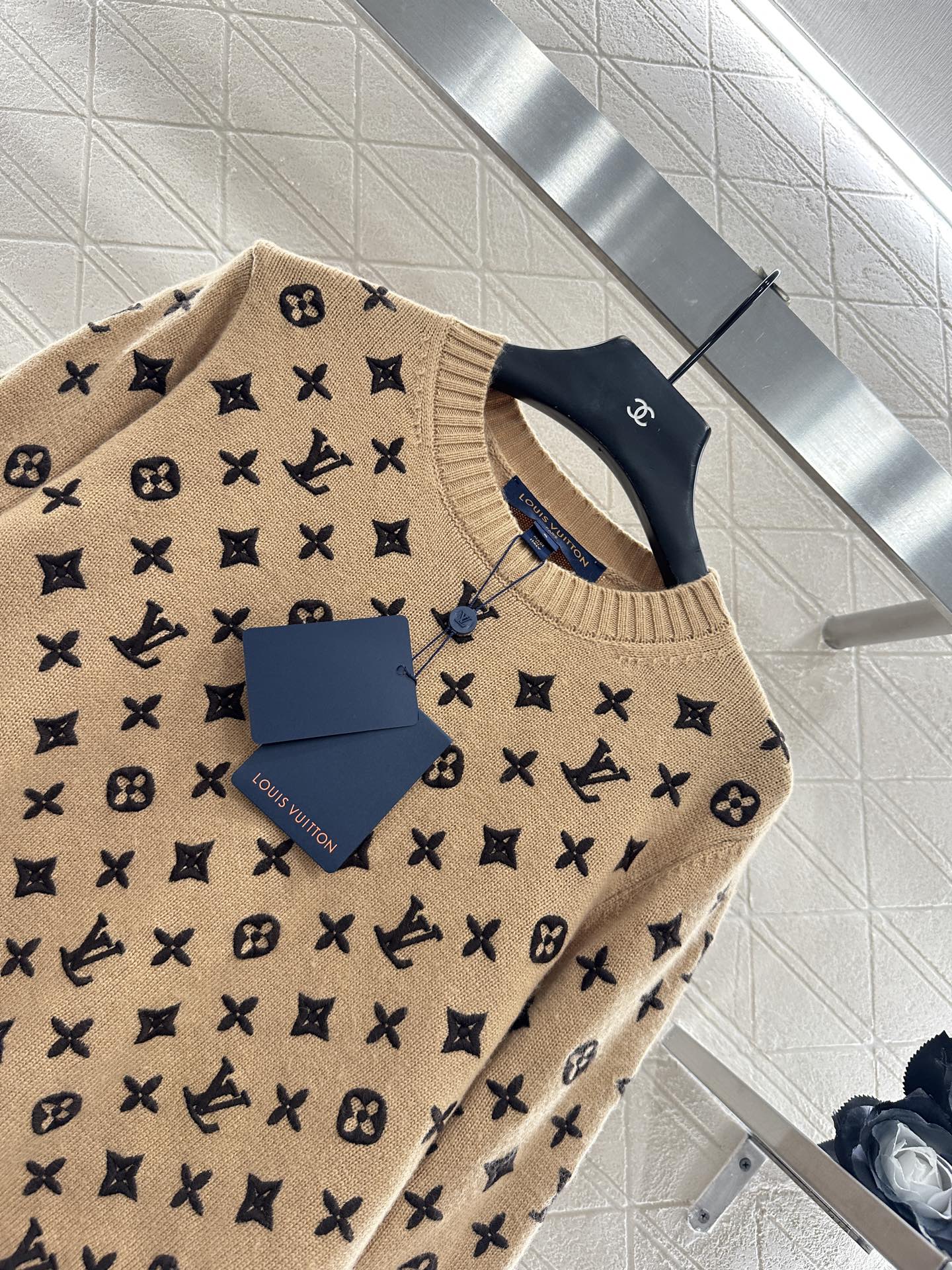 Louis 25fw embroidered shirt