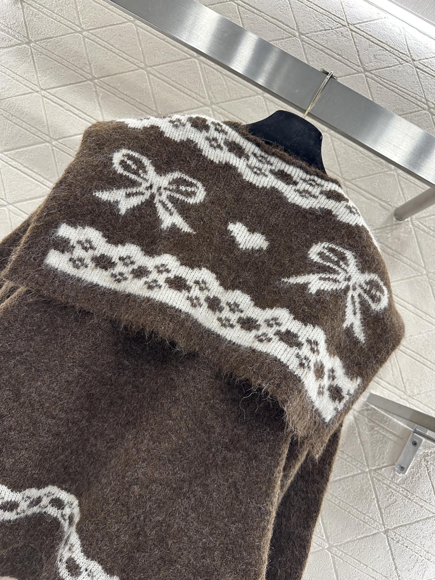Chan 25fw knitted sweater