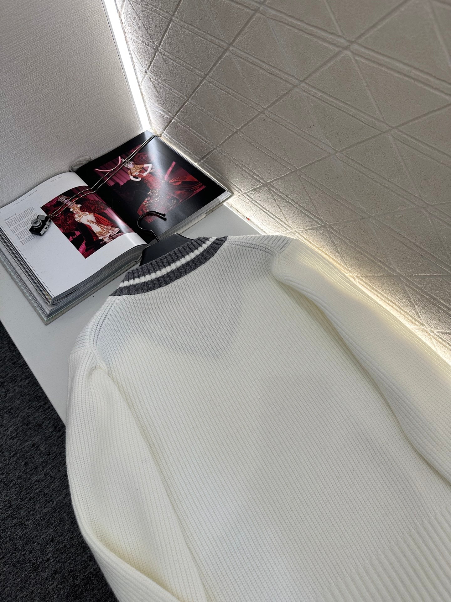 Miu 25fw knitted sweater