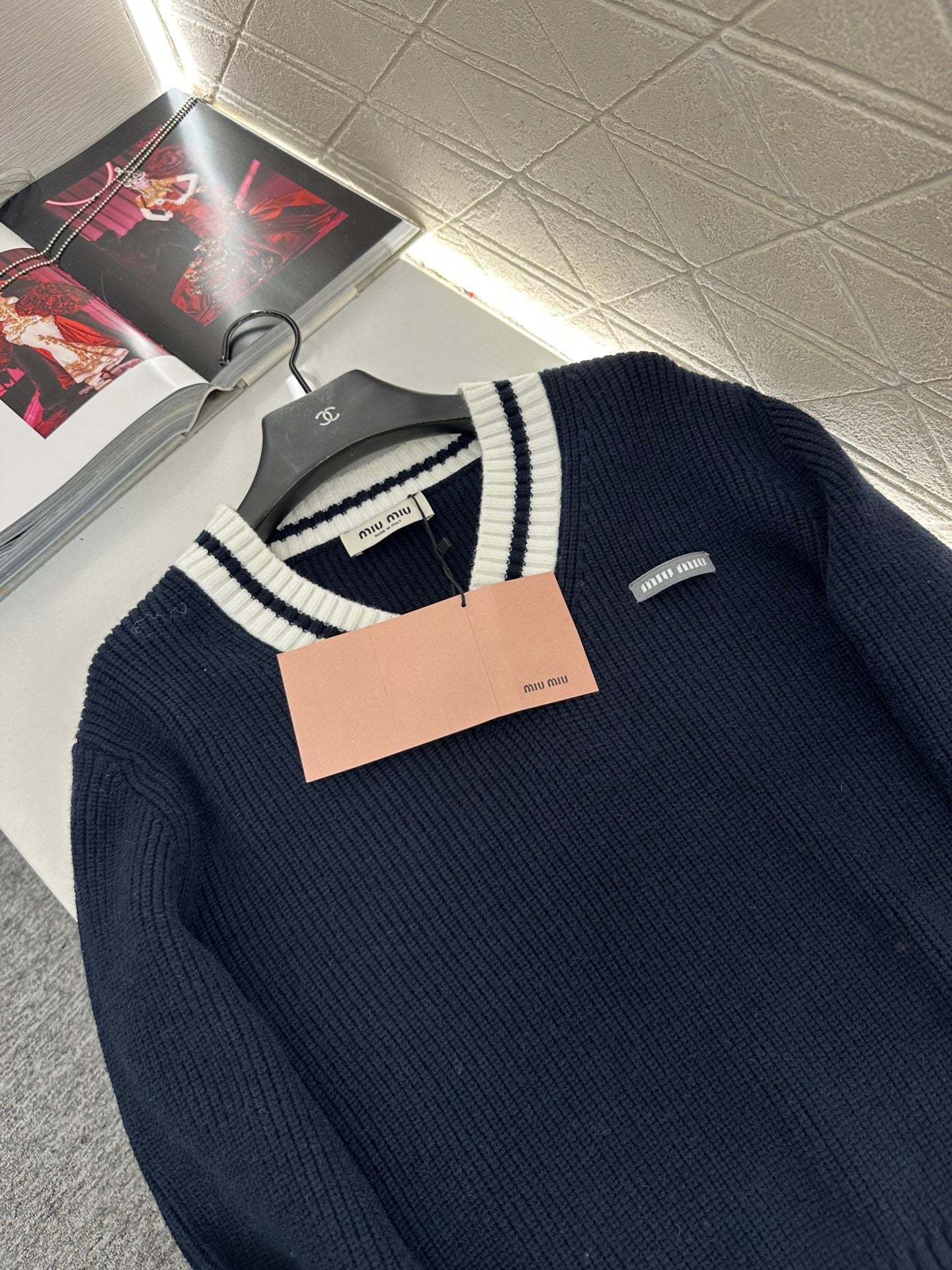 Miu 25fw knitted sweater