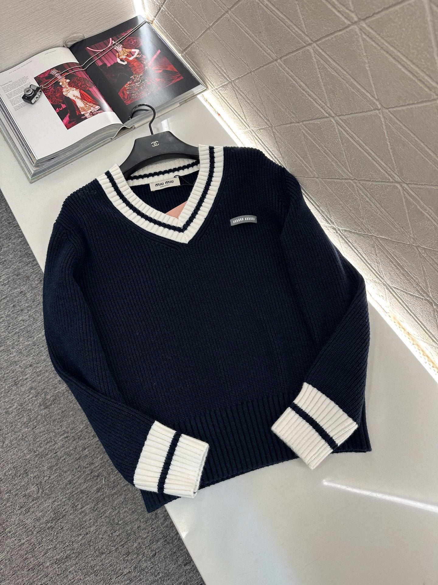 Miu 25fw knitted sweater