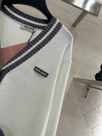 Miu 25fw knitted cardigan