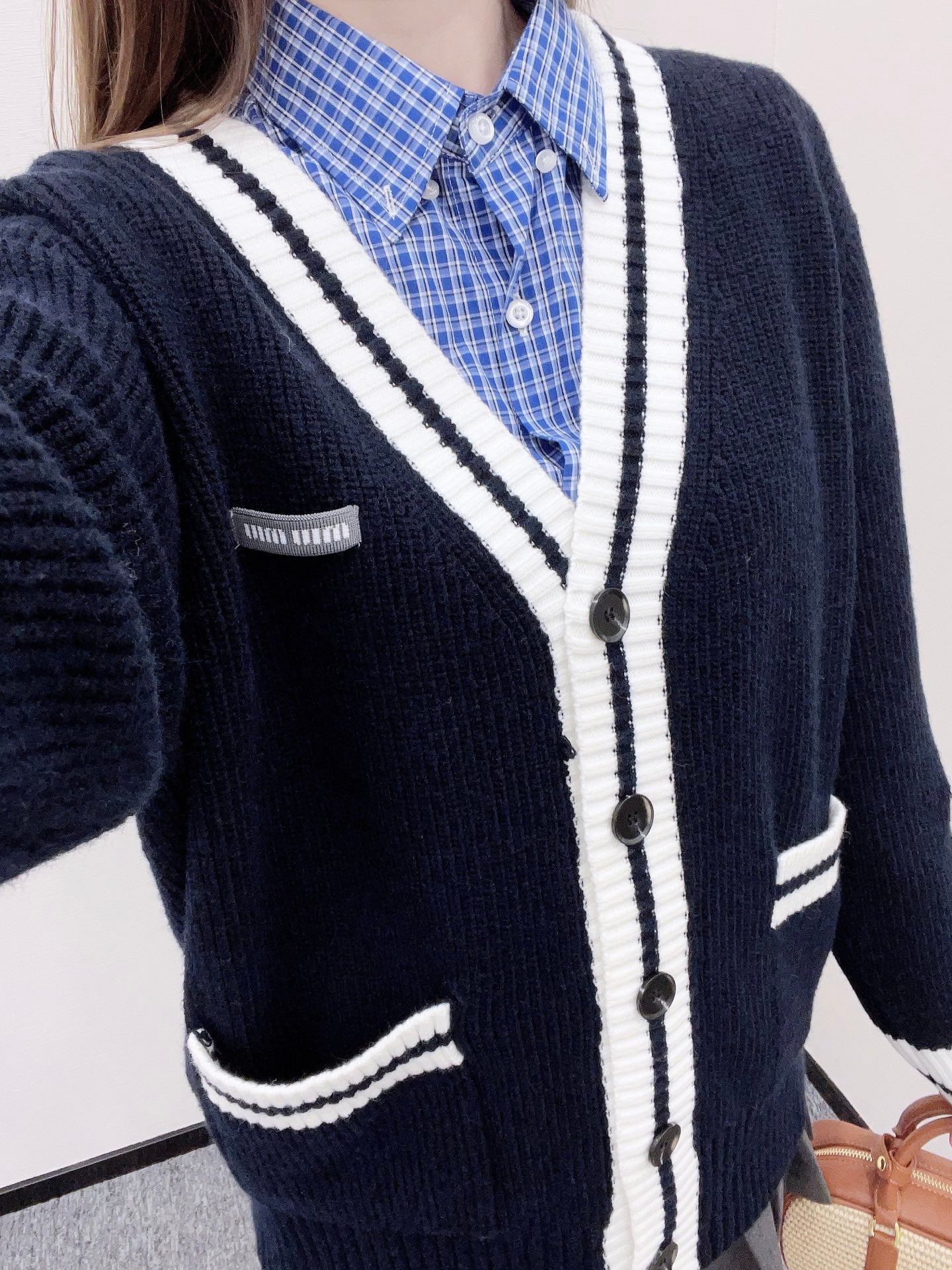 Miu 25fw knitted cardigan